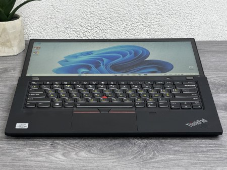 Lenovo Thinkpad T14 Gen1 6